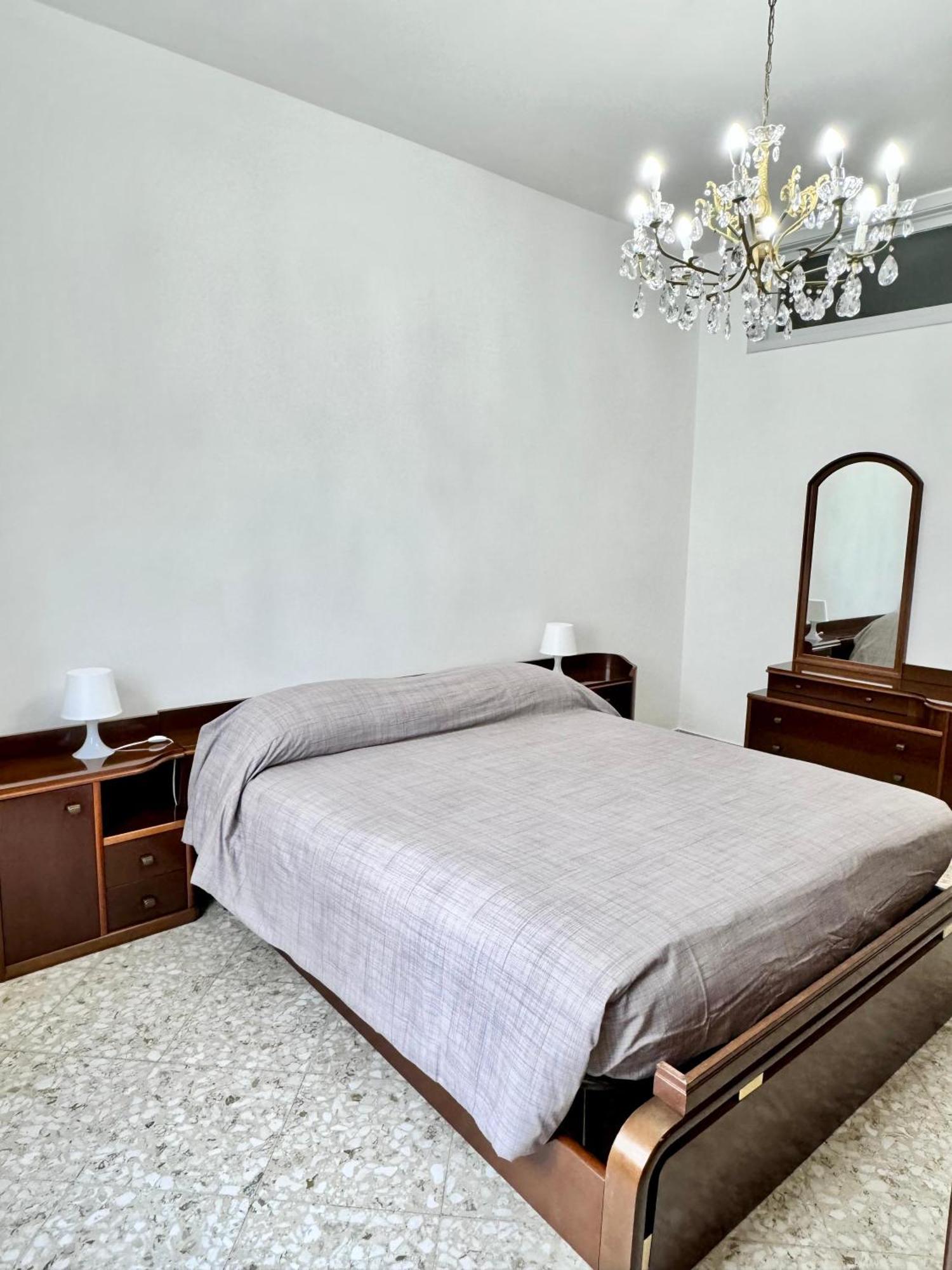 Aliste Apartment Brindisi Eksteriør billede