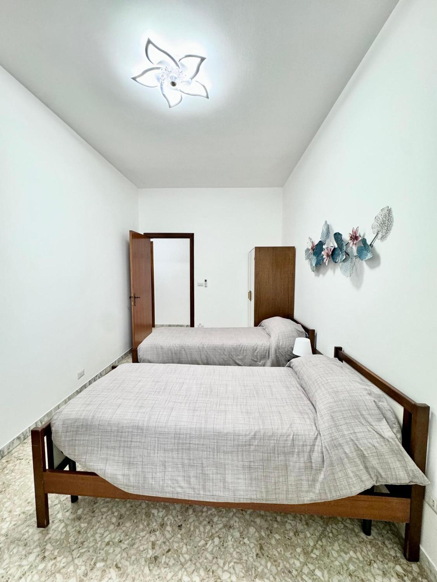 Aliste Apartment Brindisi Eksteriør billede