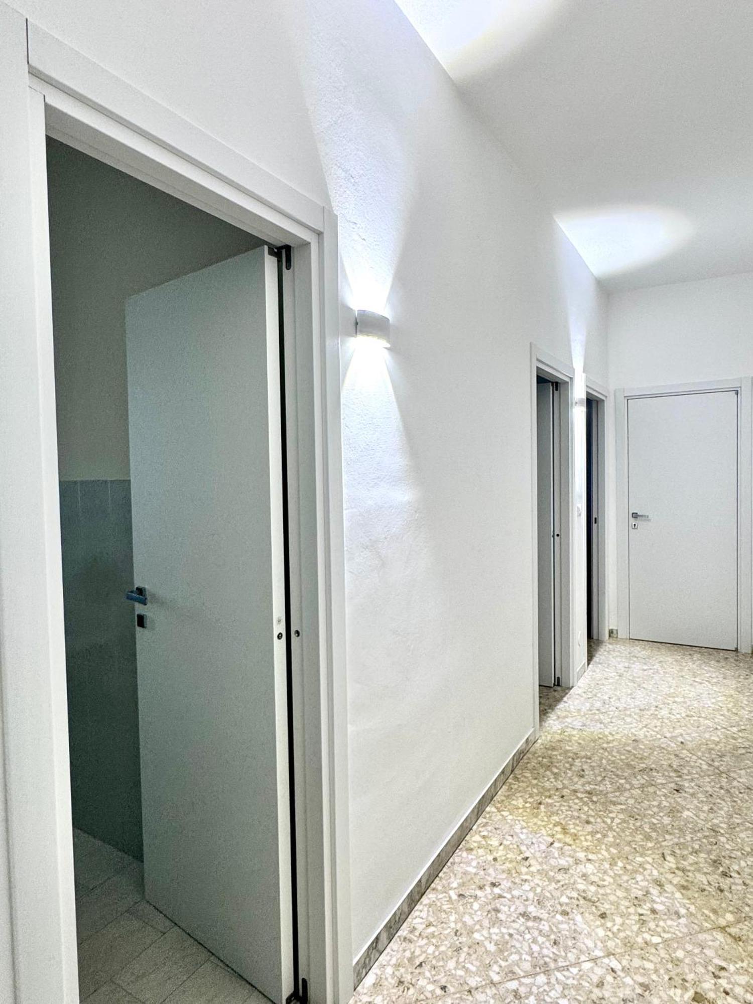 Aliste Apartment Brindisi Eksteriør billede
